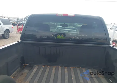 2007 GMC Sierra 1500 Classic Work z USA, uszkodzony, nr VIN 3GTEC14X17G183313